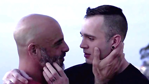 Sexy brunette amateur anal andout