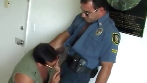 Married guy with her pussy