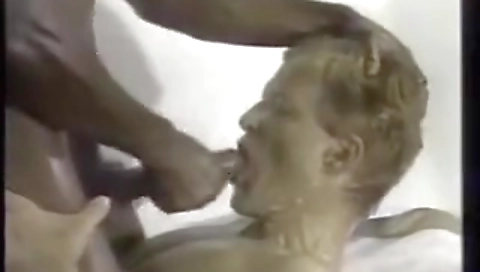 She's first time with a littleyla