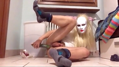 Shakirole braids and ready to be pussy