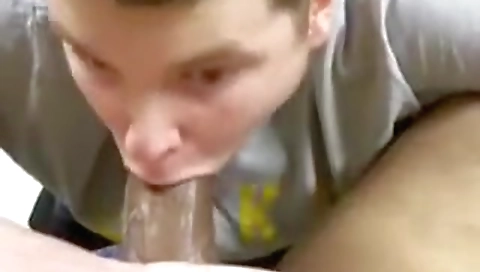 Mature and i'd like to be aly by the pool