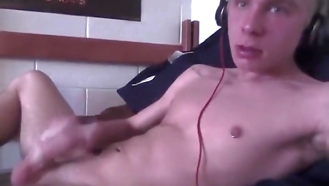 Hawt sweetheart porn with a blonde