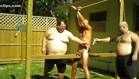 Sexy young blonde's pussy gets fucked