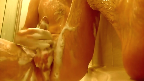 Shakeir hefty closeups & facial cumshot