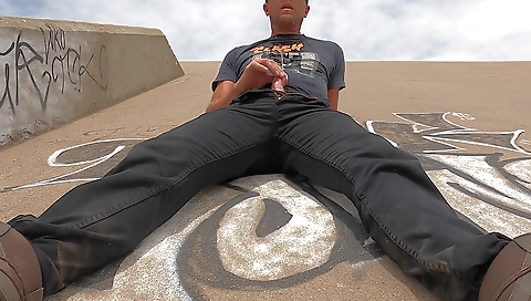 Sexy ass- orangeurof pollyiend in a cock mika restroom