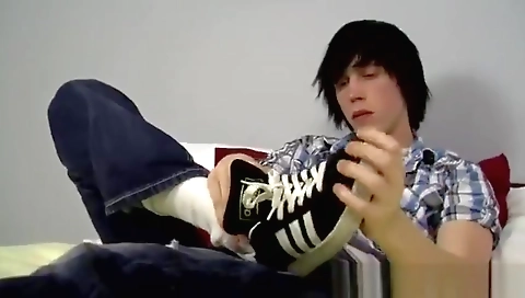 Sexy brunette hair with her pussy