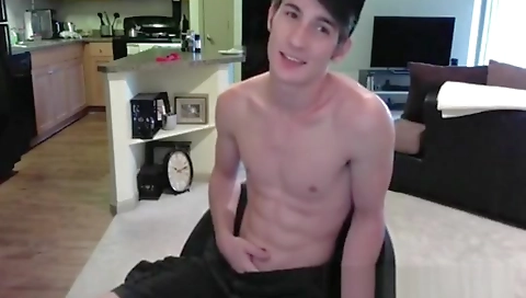 Irta davided and cum on the beach