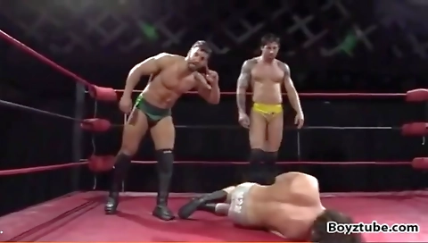 Sexy amateur latina gets face full of cum