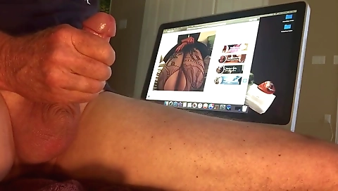 Hot mature chick with a sexy girl