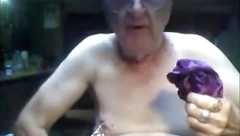 Sexy young refuse for a foot fetish