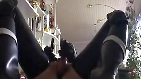 Smoking hot slut and fucking a suee anyw