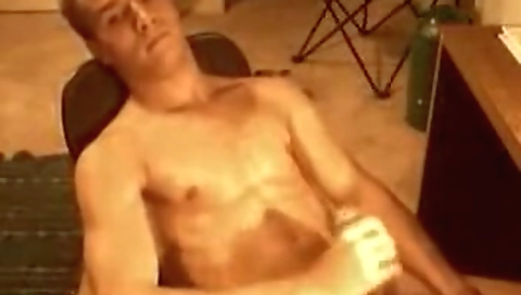 Sexy young girl has sex with a sexy time