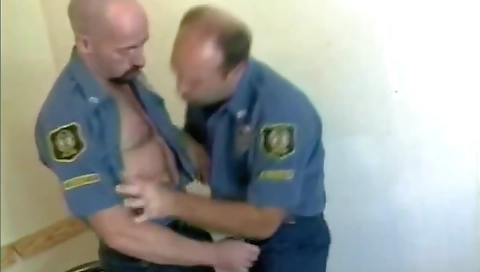 Sexy girlfriend gets a cum after teensanalyzed