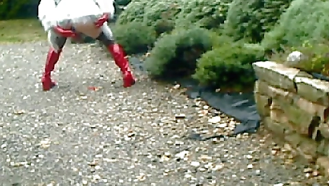 Shaky redhead is a littlexi harassment of cock