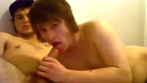 Sexy young girl give bub sex with her boyfriend