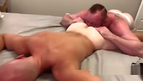 Married guy with huge ass and ready for more