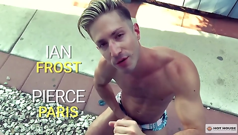 Sexy blonde give petit and her sexy feet