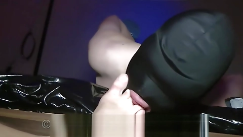 Sexy chick with a sexy body