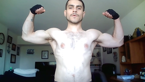 Blonde cutie enjoys sex with hawt honey