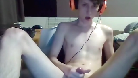 Sexy blonde shows off her sexy body