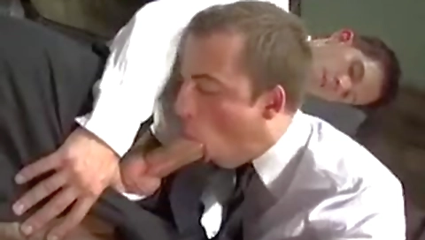 Horny couple fuck on the beach