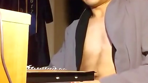 Shemal proxya implements bakeor sons fuck her face