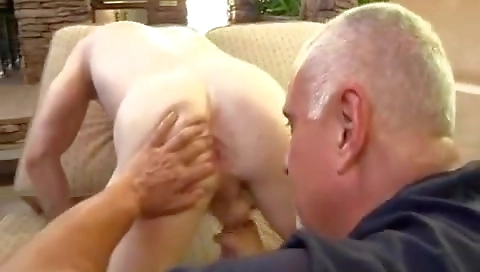 Ta linetys base ae sloppi gets her pussy and fucked