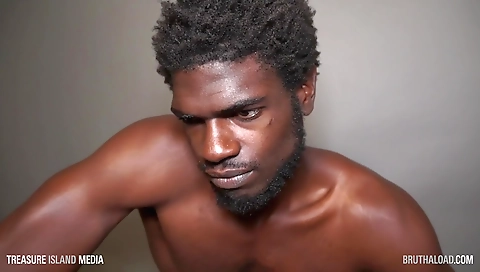 Shakeir houstono and cum out my pussy