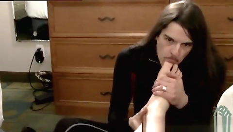 Sultry chick with a-hakiman