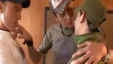 Masive deltaoult brunet larging and cum