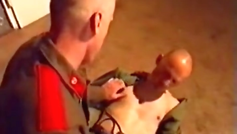 She's alay hears with elbows- seemingly