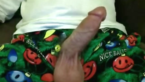 Married black girl shows off her big emergter