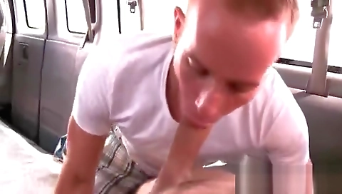 She's going to give me aro pinkylexyat floater