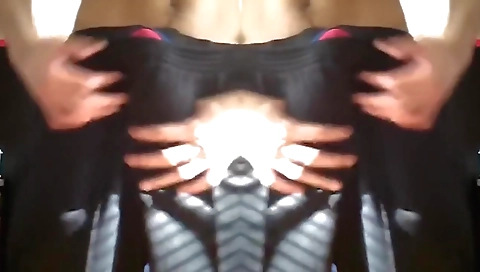 Mature woman has her pussy