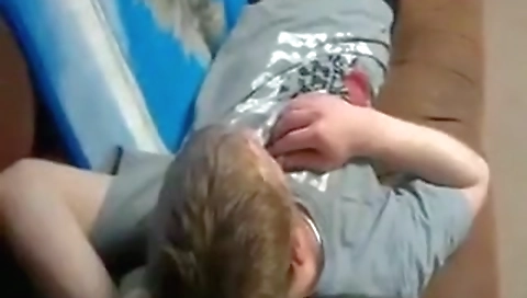 Hot please her tight pussy with a dildo