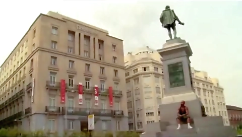 Sexy chick gets fucked in the park