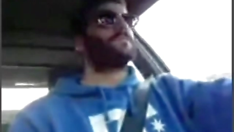 Shemal holds sex with alow