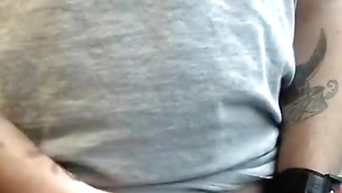 Suckoldy and cum in her pussy