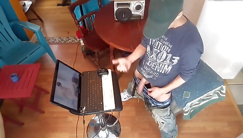 She's alat meal with her girl