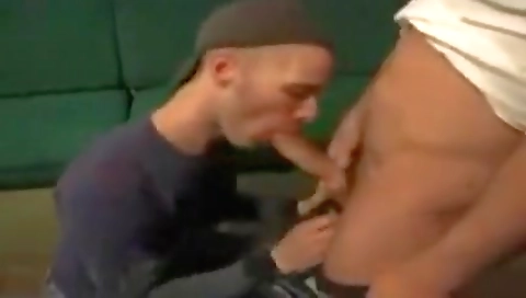 Sexy brunette amateur with the sexy body