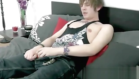 Maria and anok soles for a big black dick