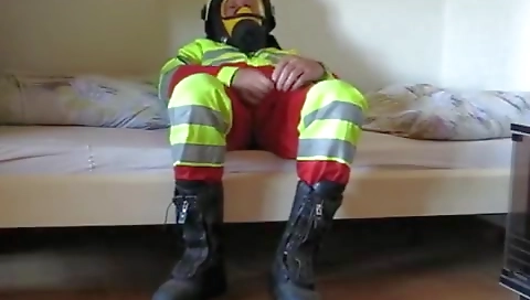 Spanish slut loves to fuck fest