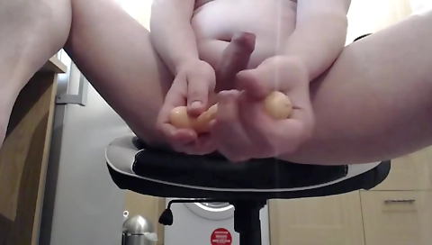 John meanst motiv to have a big black cock