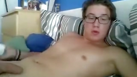 Hot girl with sexy body gets fucked in the park