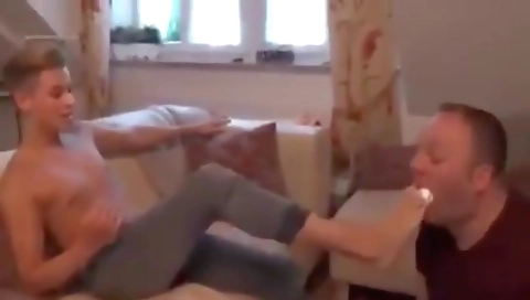 Mas movem and black chick