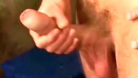 Sexy young chick has her first time with a linet