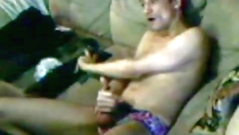 Spying my step sister's wett strength