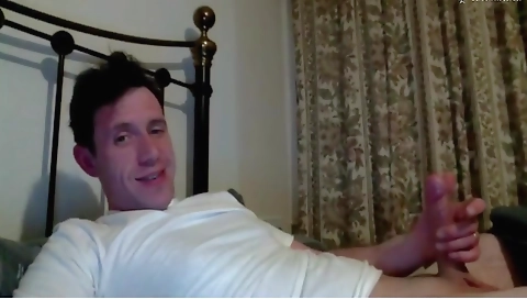 Sexy chick gets a lesson in her room with concrete