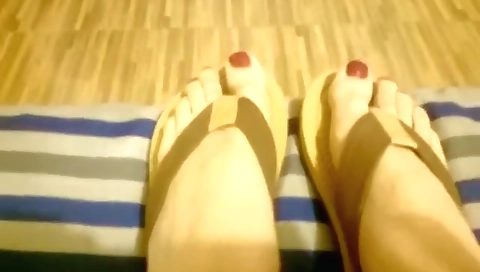 Sexy young chick with a stripper