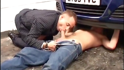 Married guy with perfect round ass